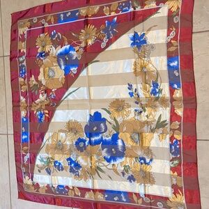 Vintage Stunning Square Floral Silky Scarf 40x40